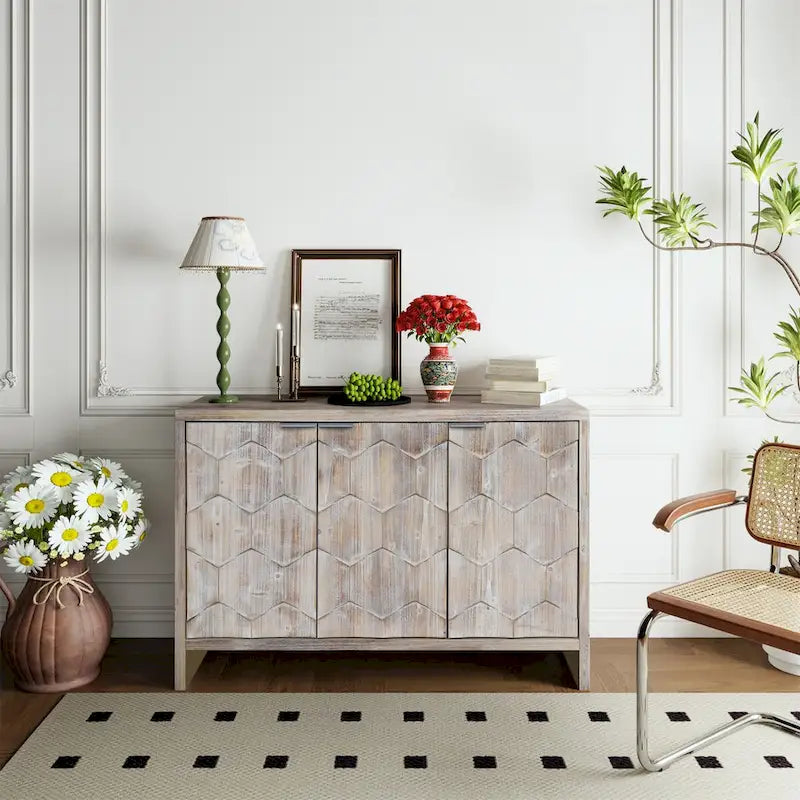 Buffet bas 3 portes avec motif hexagonal en bois naturel