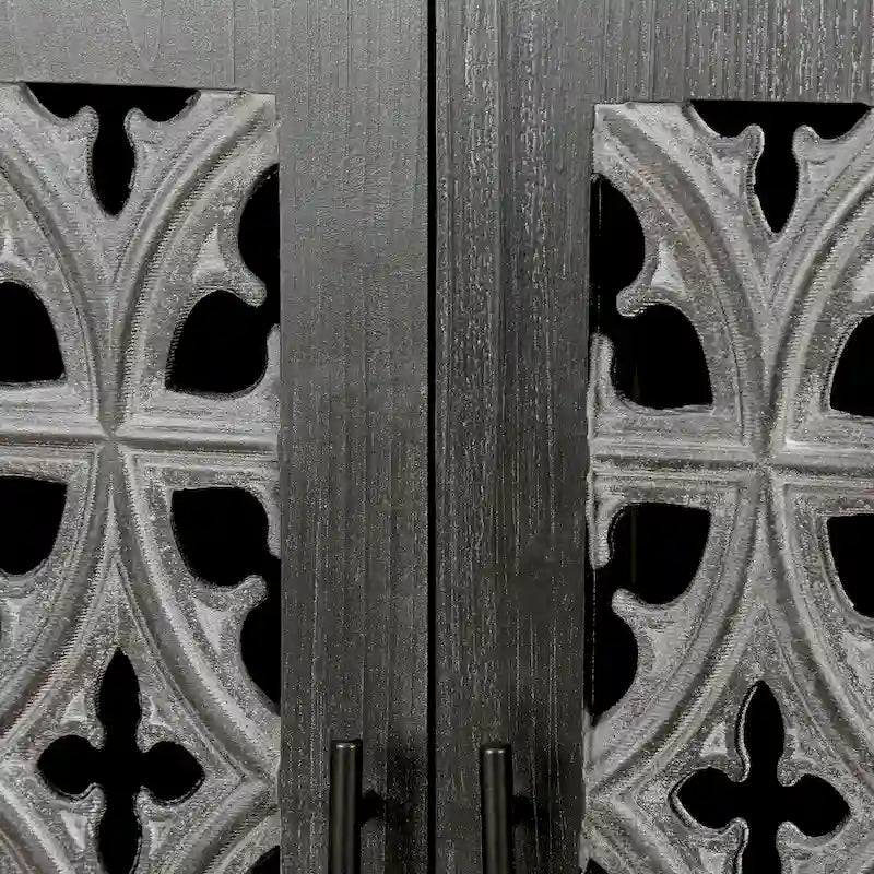 Buffet antique noir à quatre portes en bois ajouré avec détails floraux