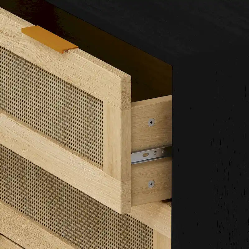 Meuble de rangement 3 tiroirs en rotin naturel noir avec poignées dorées