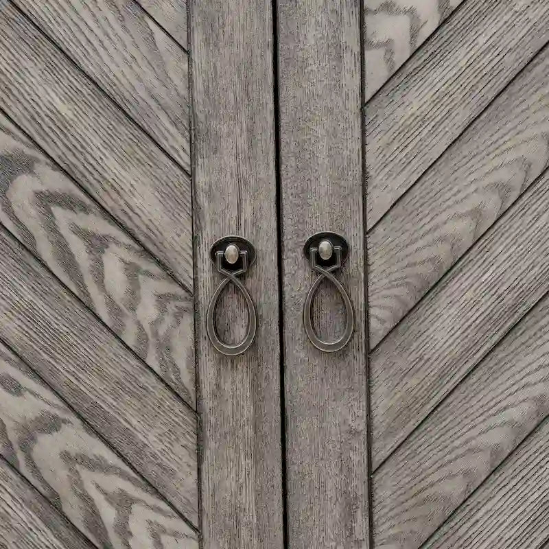 Buffet à 4 portes avec étagères dissimulées, motif chevron, finition grise